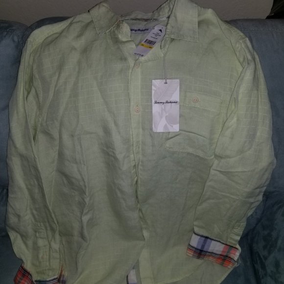 Tommy Bahama Beach Breaker button down - Picture 1 of 6